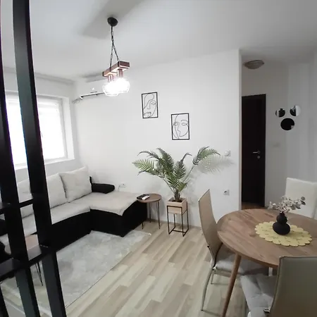 Apartman,, Nina ,, Jagodina